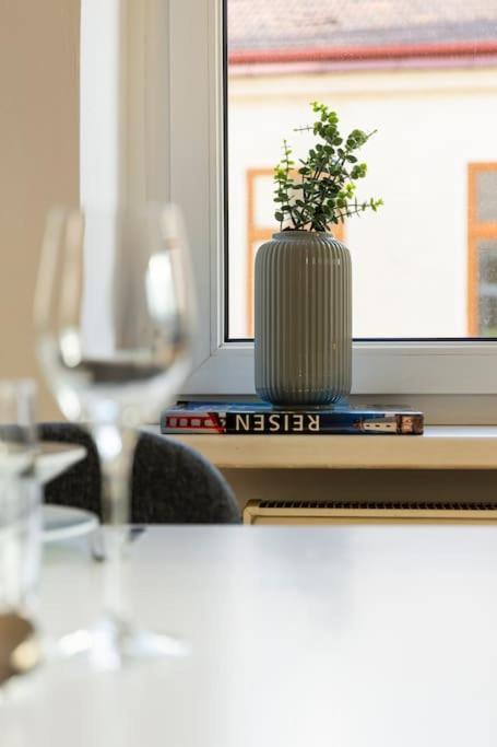 Savoir-Vivre In Unserer Zentralen Balkonwohnung เวียนนา ภายนอก รูปภาพ