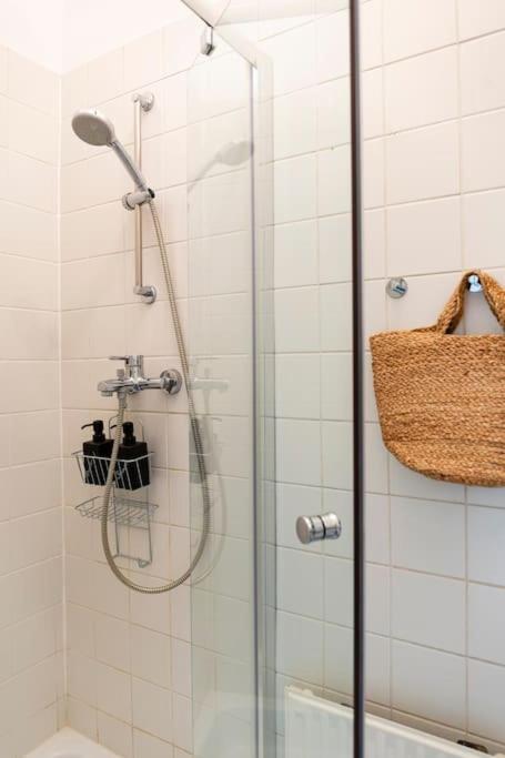 Savoir-Vivre In Unserer Zentralen Balkonwohnung เวียนนา ภายนอก รูปภาพ